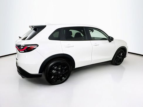 Used 2024 Honda HR-V Sport image 8