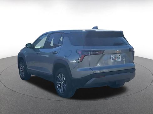 Used 2025 Chevrolet Equinox LT image 11