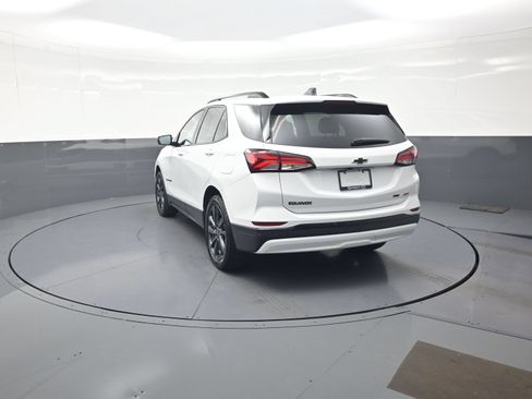 Used 2024 Chevrolet Equinox RS w/ RS Leather Package AWD/4WD image 5