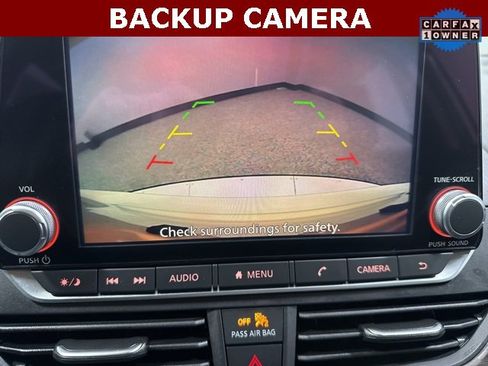 Used 2025 Nissan Altima 2.5 SV image 2