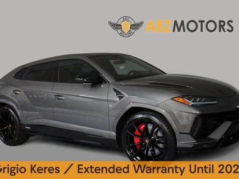 Used 2023 Lamborghini Urus S image 1