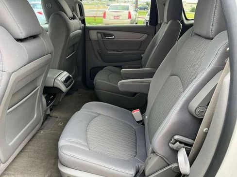 Used 2014 Chevrolet Traverse LT FWD image 15