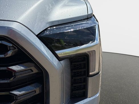 New 2026 Toyota Tundra SR5 AWD/4WD image 9