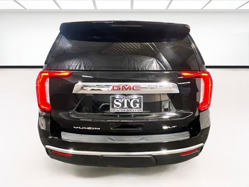 Used 2023 GMC Yukon XL SLT w/ SLT Premium Package AWD/4WD image 5