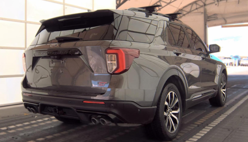 Used 2020 Ford Explorer ST w/ Premium Technology Package AWD/4WD image 5