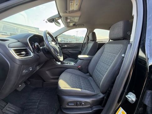 Used 2023 Chevrolet Equinox LT AWD/4WD image 11