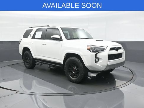 Used 2019 Toyota 4Runner TRD Off-Road Premium AWD/4WD image 1