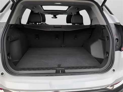 Used 2021 GMC Terrain SLT image 29