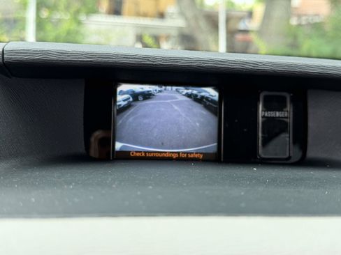 Used 2012 Toyota Sienna LE FWD image 20