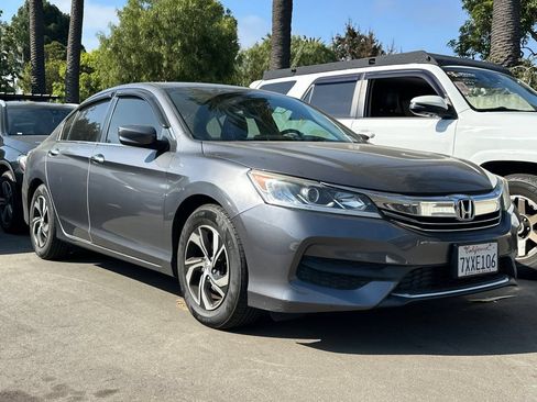 Used 2017 Honda Accord LX image 2
