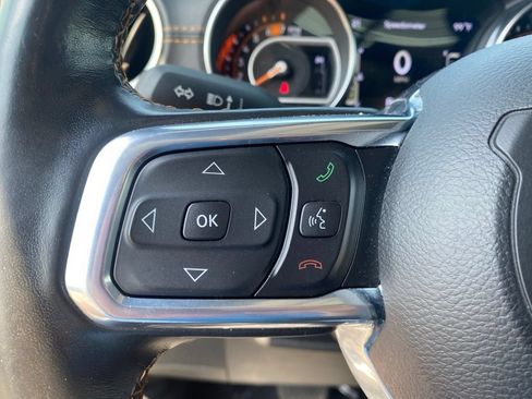 Used 2021 Jeep Wrangler Unlimited Sahara AWD/4WD image 19