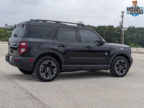 Used 2025 Ford Bronco Sport Outer Banks w/ Outer Banks Tech Package+ AWD/4WD image 2