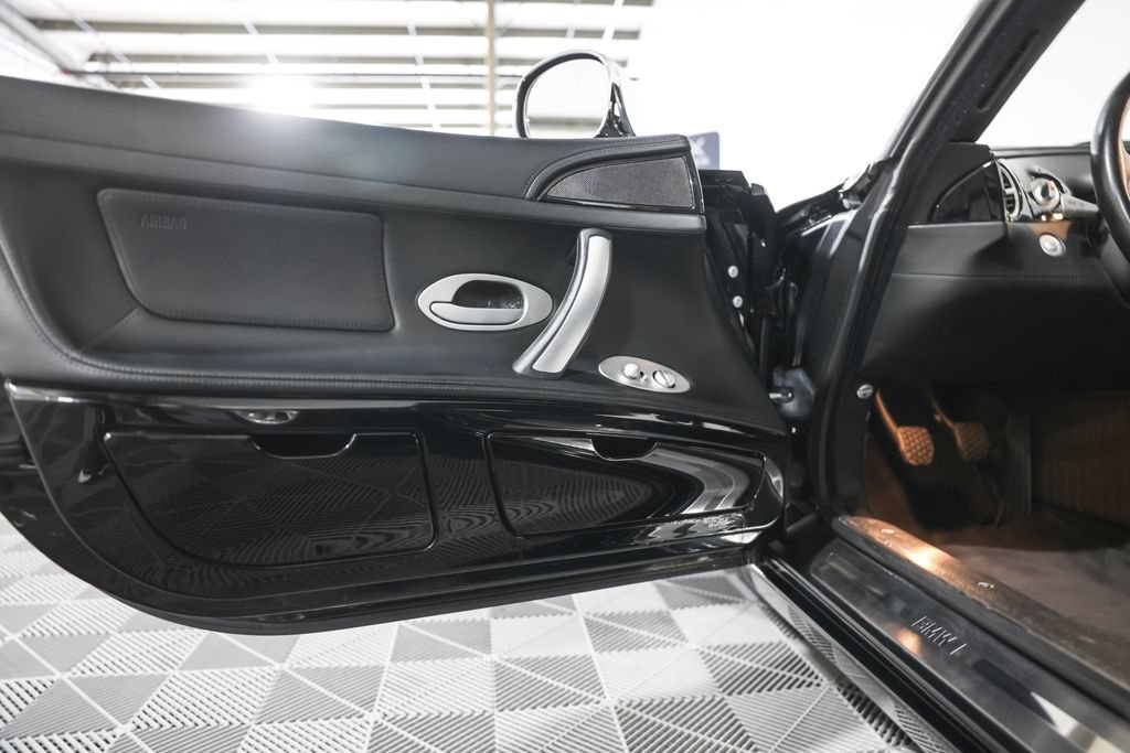 Used 2002 BMW Z8 RWD image 22