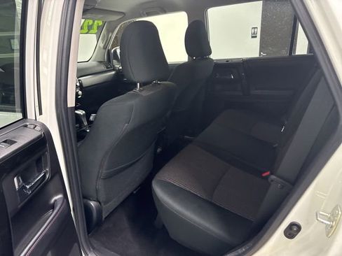 Used 2022 Toyota 4Runner TRD Off-Road image 19