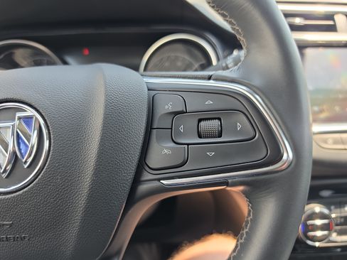Used 2022 Buick Encore GX Select AWD/4WD image 21