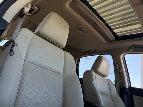 Used 2016 Honda CR-V EX-L image 21