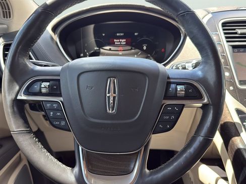 Used 2019 Lincoln Nautilus Reserve w/ Ultimate Package FWD image 14