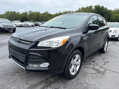 Used 2015 Ford Escape SE AWD/4WD image 2