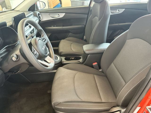Certified 2023 Kia Forte LXS w/ LXS Technology Package FWD image 15