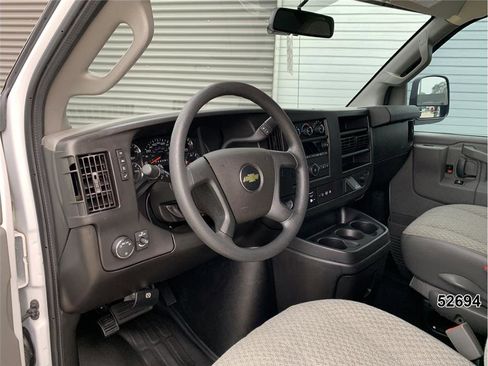 Used 2021 Chevrolet Express 2500 RWD image 26