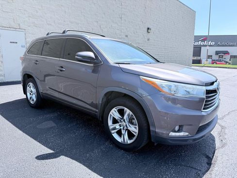 Used 2015 Toyota Highlander Limited AWD/4WD image 7