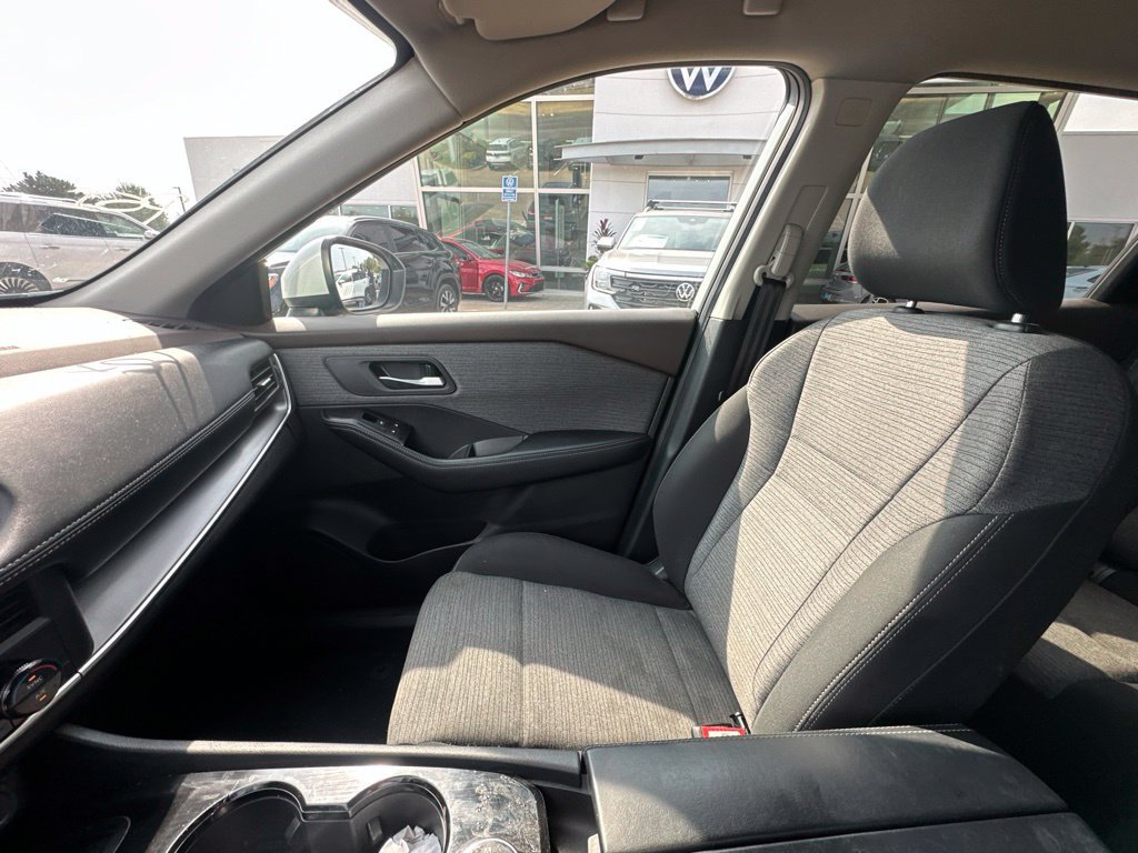 Used 2023 Nissan Rogue SV AWD/4WD image 21