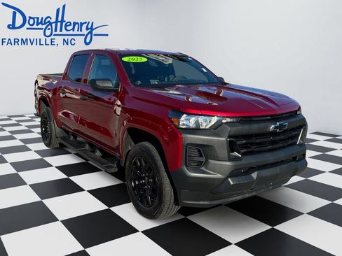 Used 2025 Chevrolet Colorado W/T w/ WT Custom Package RWD image 7