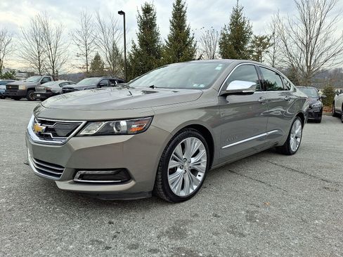 Used 2018 Chevrolet Impala Premier w/ Premier Confidence Package image 3