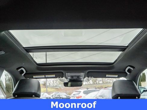 Certified 2023 Honda Pilot TrailSport image 17