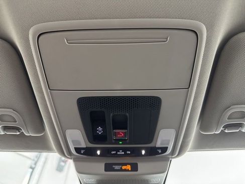 Certified 2023 Honda Accord EX image 31