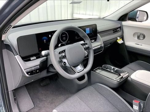 New 2026 Hyundai Ioniq 5 SE image 8