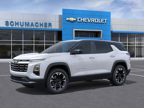 New 2026 Chevrolet Equinox LT w/ Convenience Package II AWD/4WD image 2