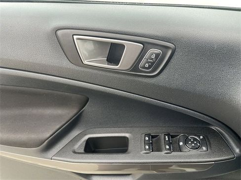 Used 2020 Ford EcoSport SE image 22