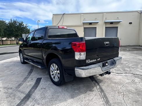 Used 2013 Toyota Tundra 2WD CrewMax w/ SR5 Pkg image 7
