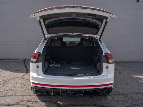 New 2026 Volkswagen Atlas Cross Sport SEL R-Line image 6