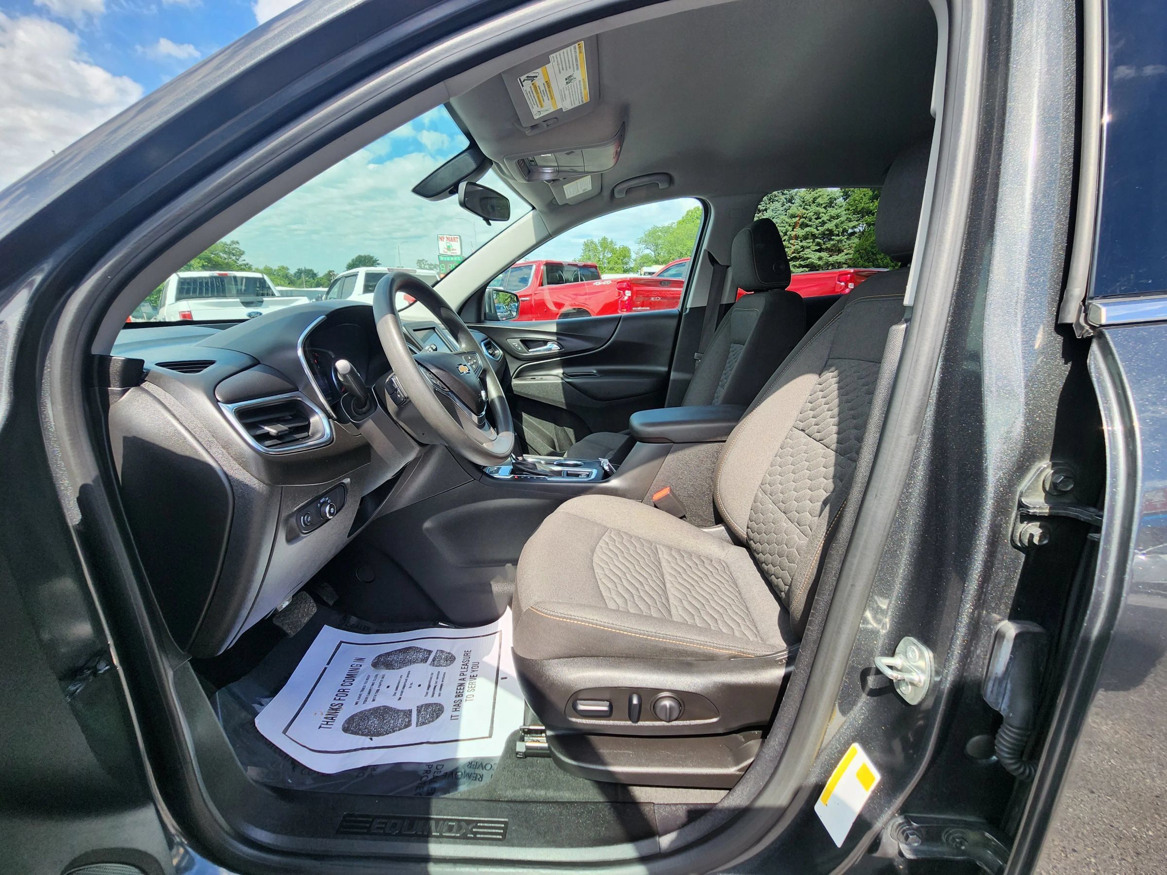 Used 2019 Chevrolet Equinox LT AWD/4WD image 18