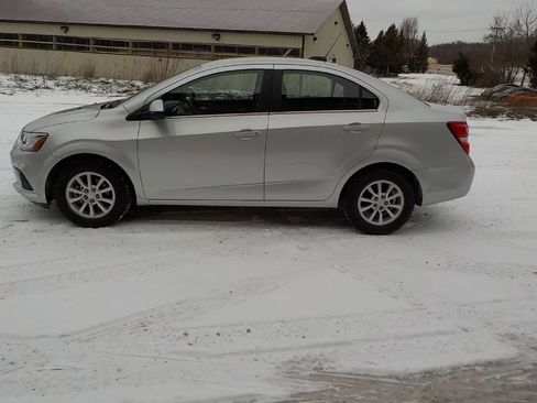 Used 2017 Chevrolet Sonic LT image 8