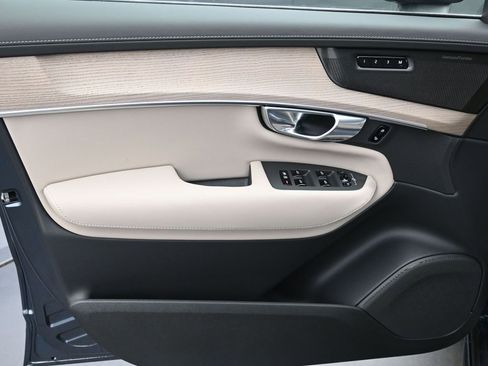 New 2026 Volvo XC90 B6 Plus AWD/4WD image 5