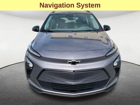 Used 2023 Chevrolet Bolt EUV Premier w/ Sun & Sound Package image 4