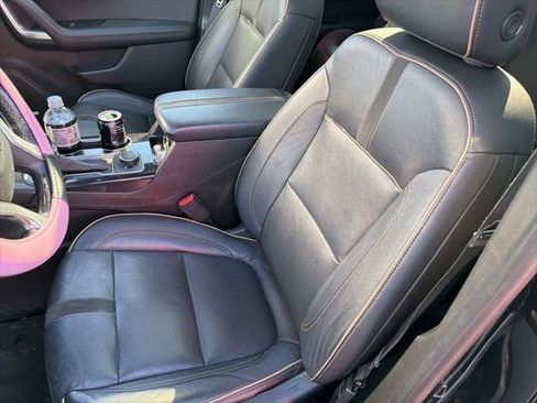 Used 2019 Chevrolet Blazer Premier w/ Sun and Wheels Package image 11