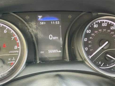 Used 2024 Toyota Camry SE image 20