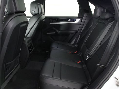 New 2026 Porsche Cayenne AWD/4WD image 17