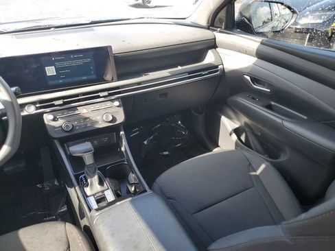 Used 2025 Hyundai Tucson SE FWD image 23