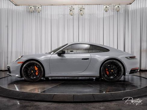 Used 2021 Porsche 911 Carrera RWD image 5