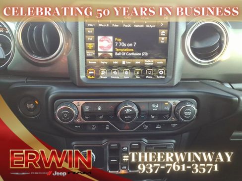 Certified 2022 Jeep Wrangler Unlimited Sahara w/ Cold Weather Group image 21