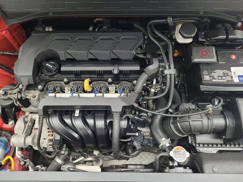 Used 2021 Hyundai Venue SE FWD image 30