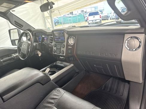 Used 2013 Ford F250 Lariat w/ Lariat Ultimate Pkg AWD/4WD image 29