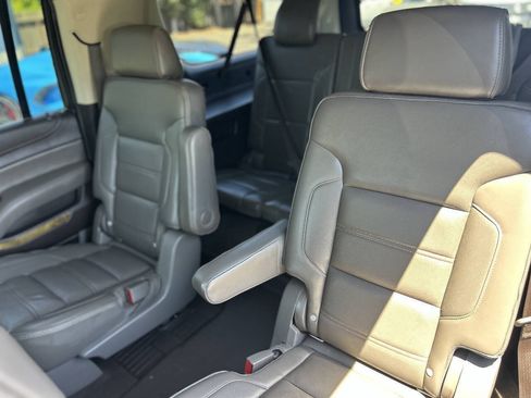 Used 2017 GMC Yukon XL Denali w/ Open Road Package AWD/4WD image 22
