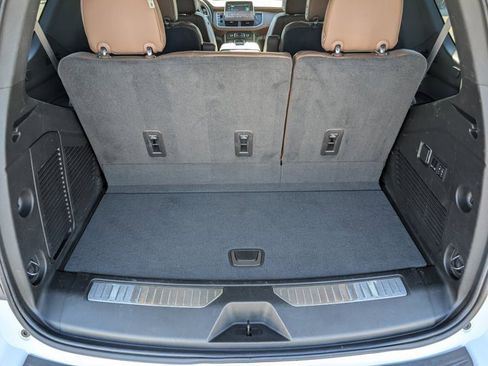 Used 2023 Chevrolet Tahoe High Country image 15