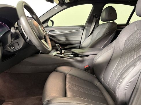 Used 2021 BMW 540i w/ M Sport Package RWD image 5